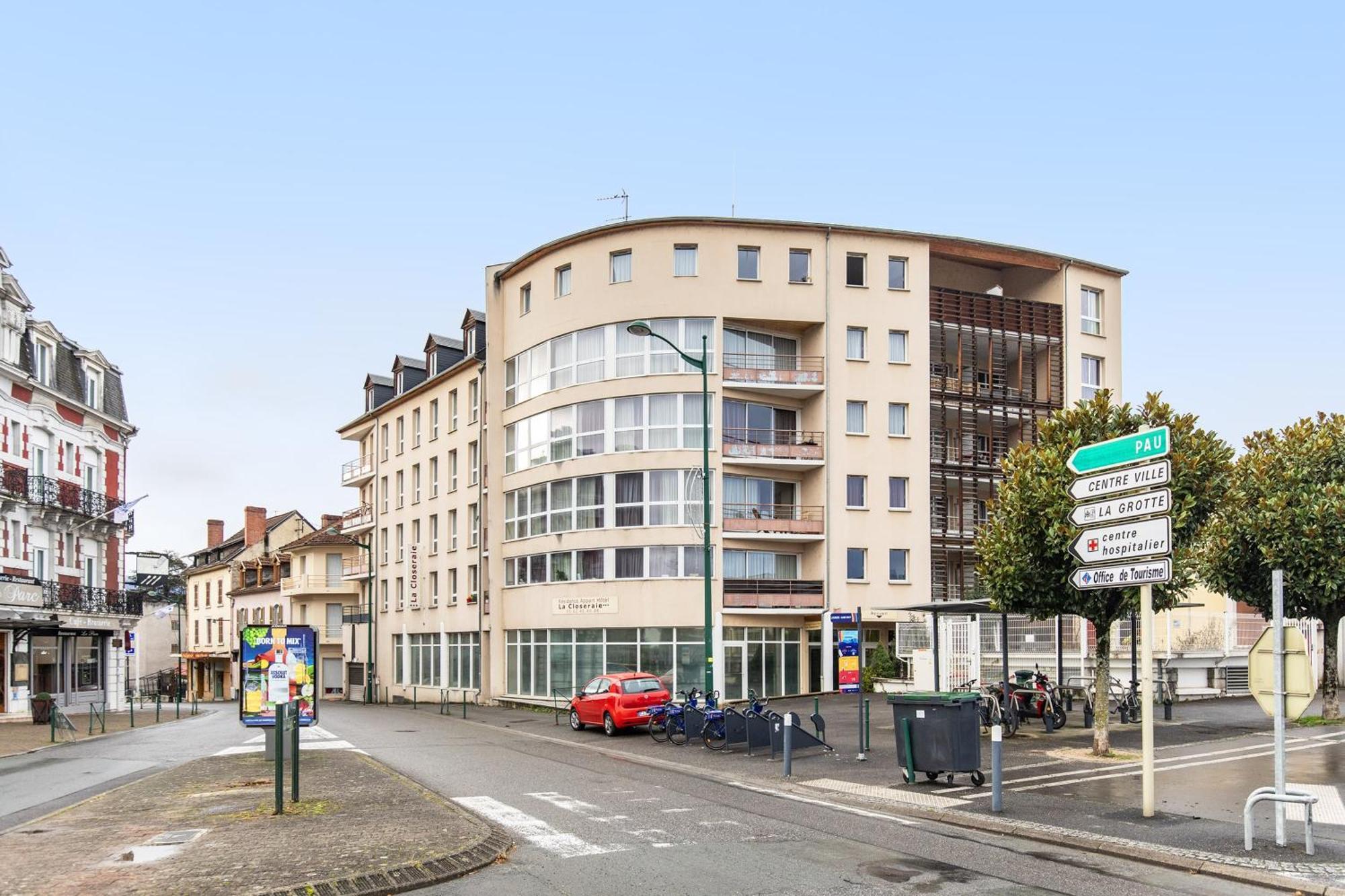 Tithome 1 - Gare, Centre Ville, Vue Montagne Et Chateau Lourdes Luaran gambar